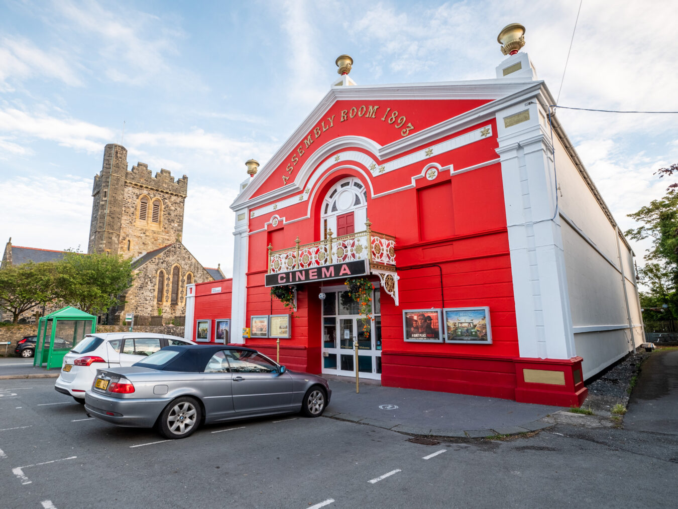 Red building housing the Magic Lantern Cinema