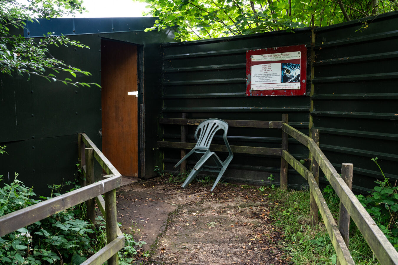 Entrance to the Red Kite Feeding Centre