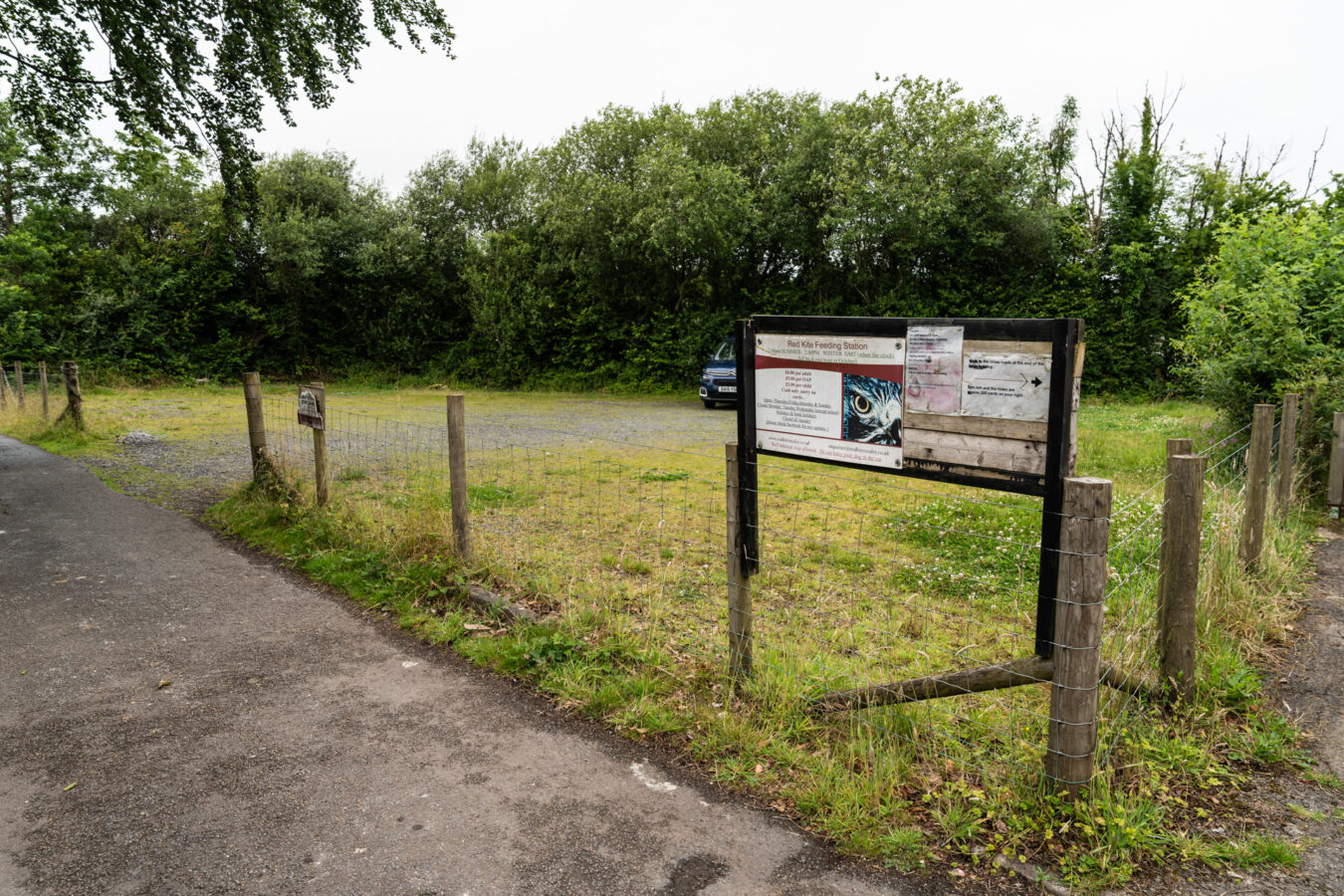 The second car park of the Red kite Feeding Centre