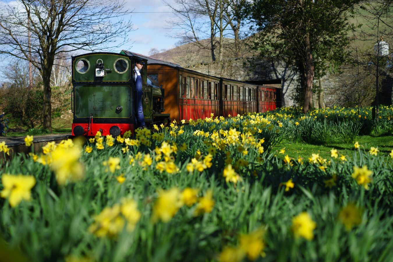 Talyllyn railway train at the Rhydyronen station