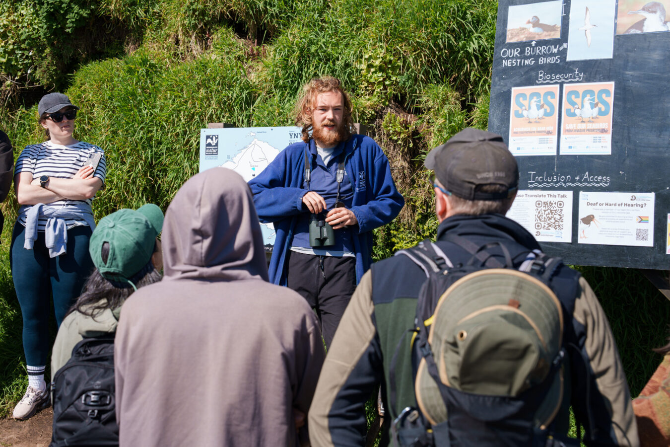 Skomer Island's volunteer gives a welcome talk.