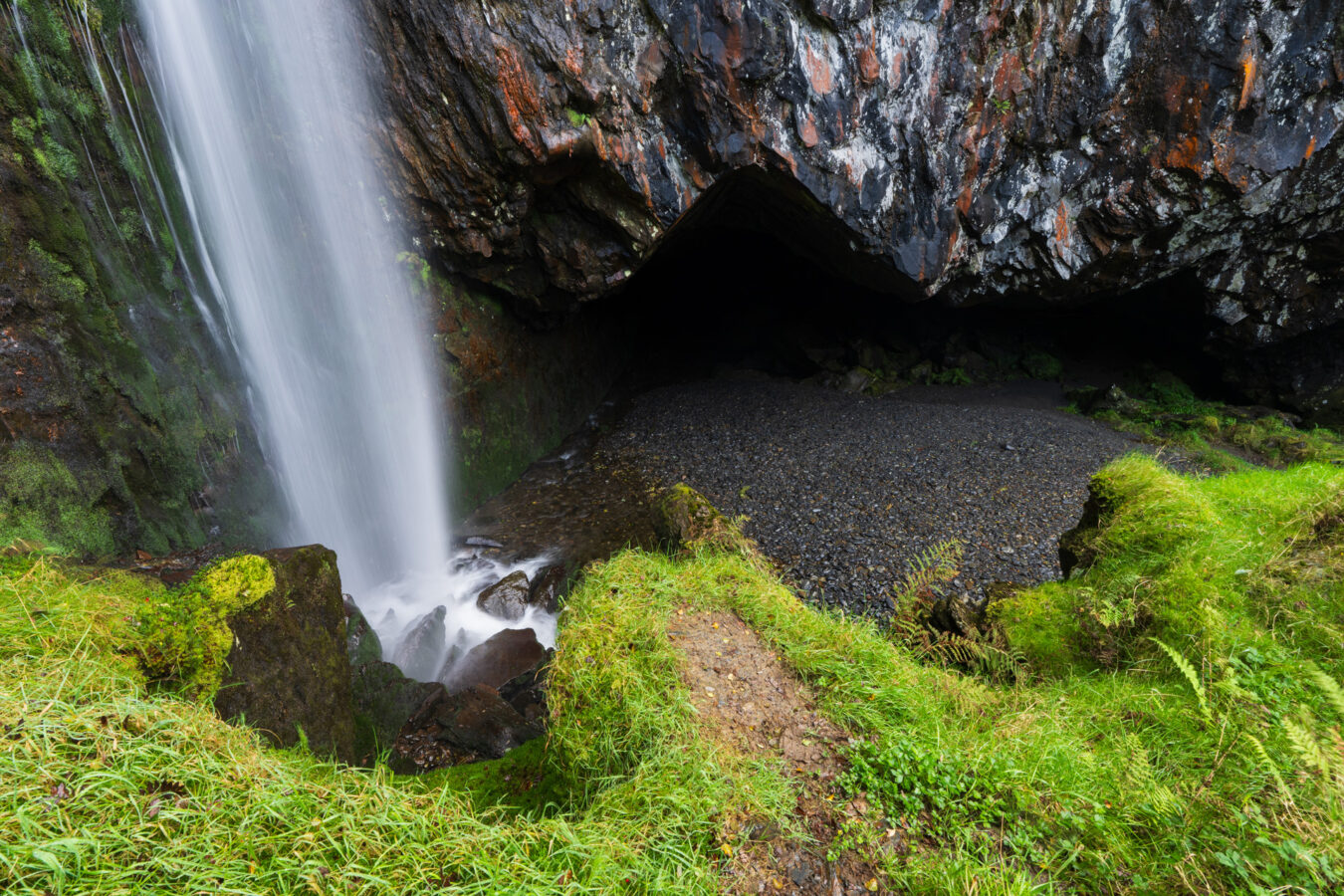 Hidden waterfall in Nant Gwernol