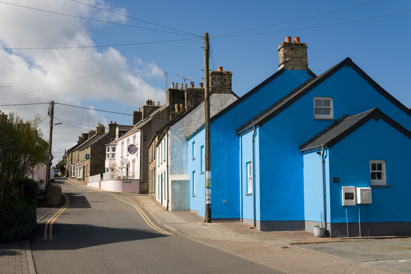 Blue houses on Newport main street