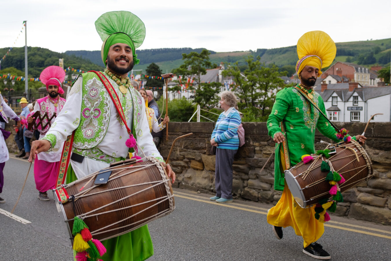 Street performers at the Llangollen Musical Eisteddfod