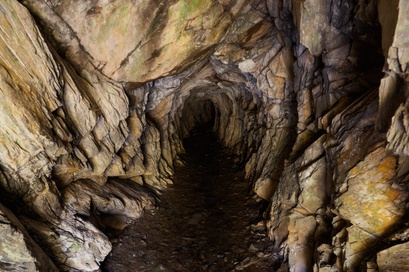Miners cave, Dolgoch Falls