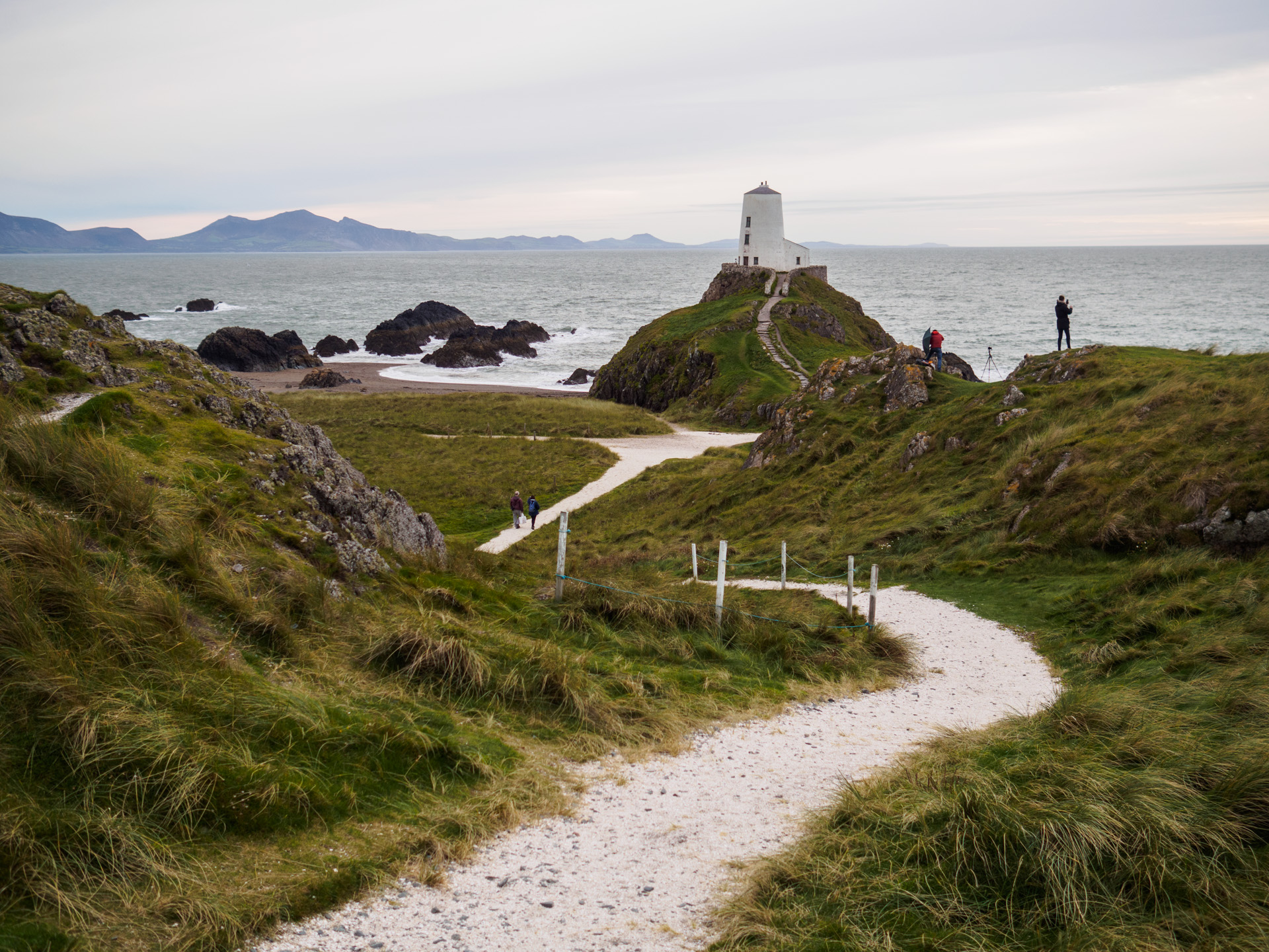 how-to-get-to-wales-from-london-by-train-or-coach-we-travel-wales