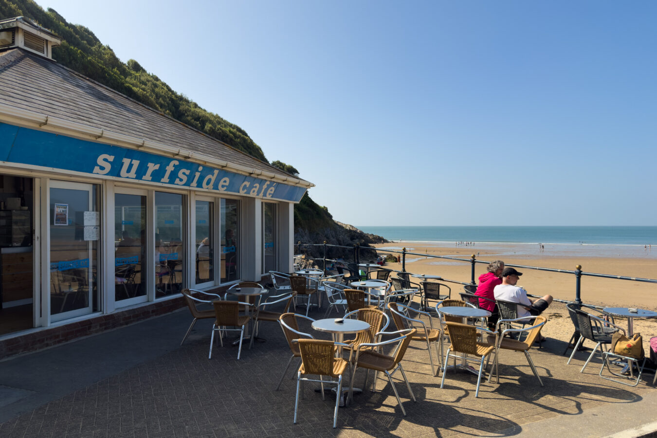 Surfside café at Caswell Bay