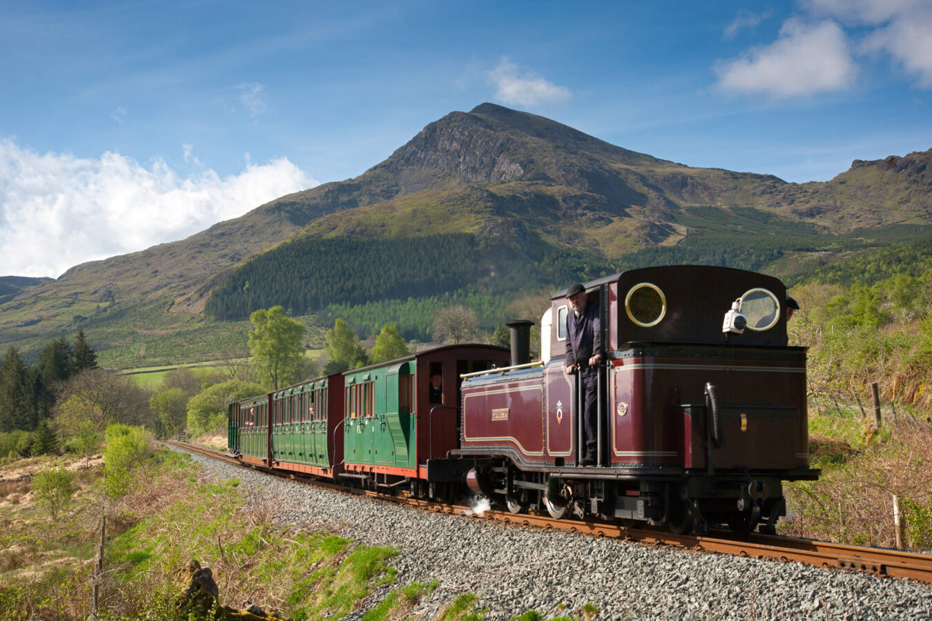 Locomotive passing below Moel Hebog near Rhyd Ddu, Welsh Highland Railway, Snowdonia