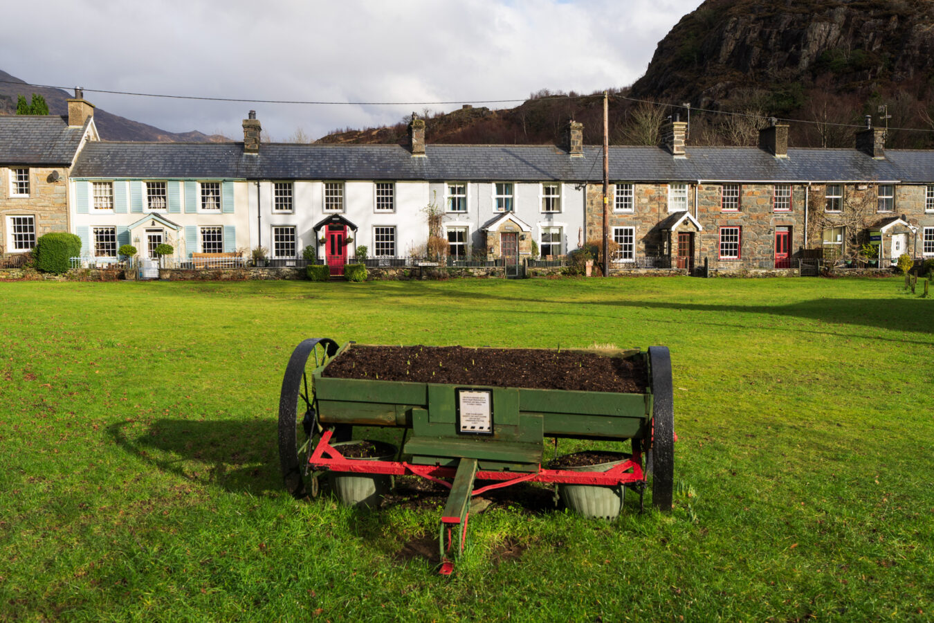 Flowers and picturesque houses in Beddgelert