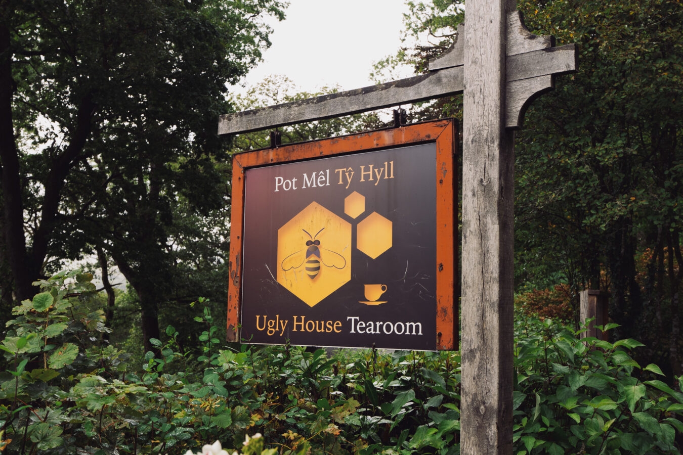 Ugly House sign